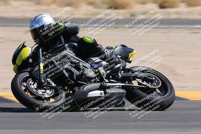 media/Oct-01-2023-SoCal Trackdays (Sun) [[4c570cc352]]/Turn 16 (120pm)/